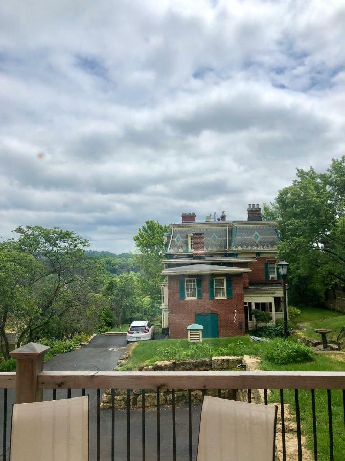 The Inn At Felt Manor Галена Экстерьер фото